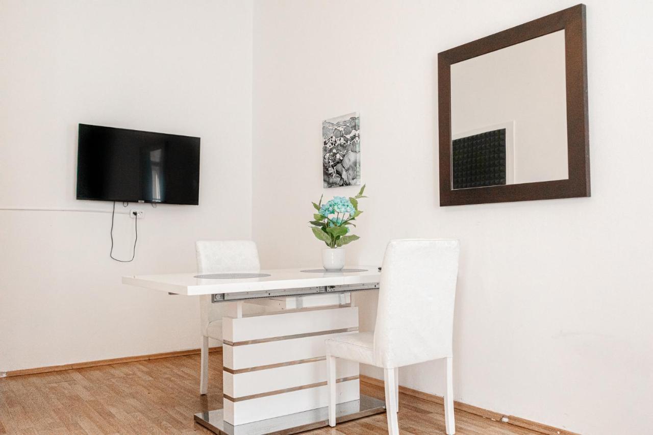 Central Belvedere 3Br Shared Apartment - 12 Min From City Center Vienna Exterior photo